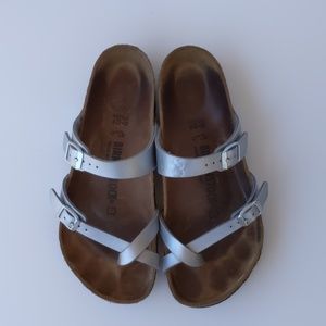 Birkenstock Silver Toe Ring Footbed Sandals